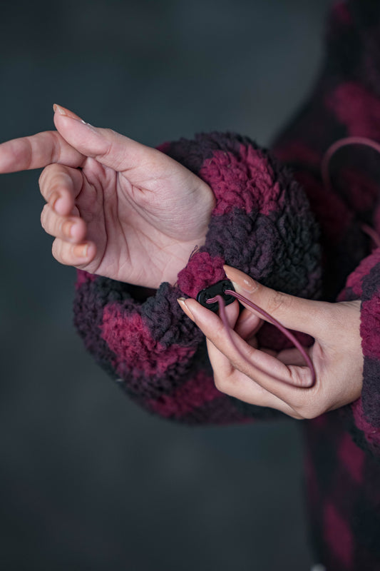 Plaid Fleece Pullover – Burgundy & Black
