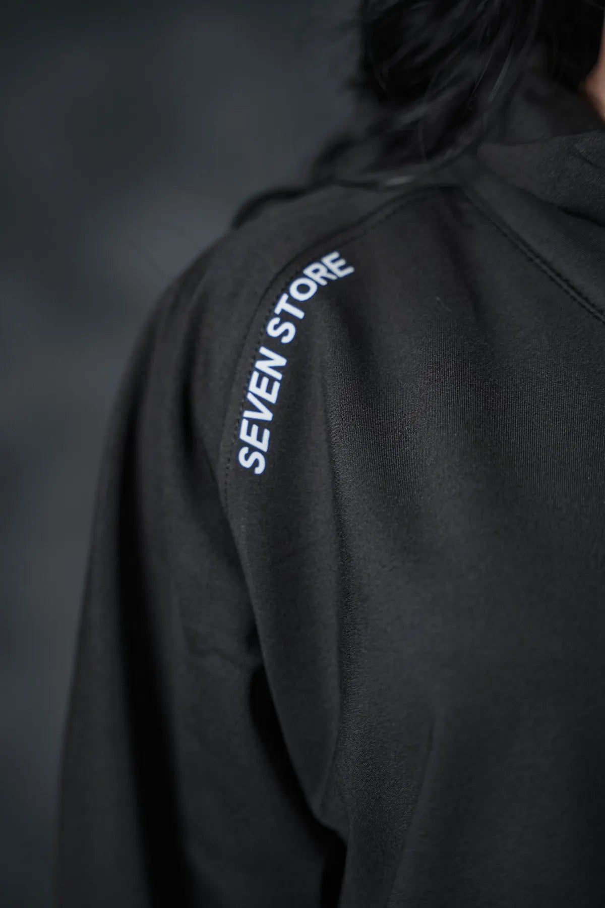 Midnight Edge Zip-Up Tracksuit – Bold Minimalist Edition