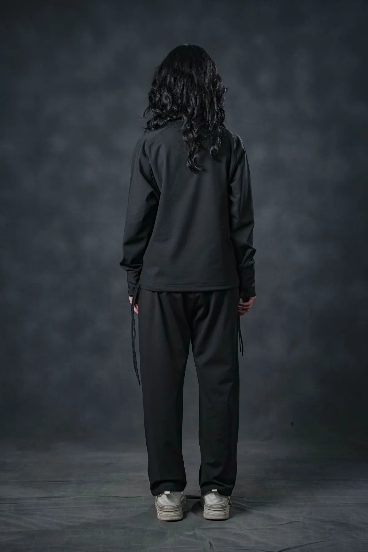 Midnight Edge Zip-Up Tracksuit – Bold Minimalist Edition