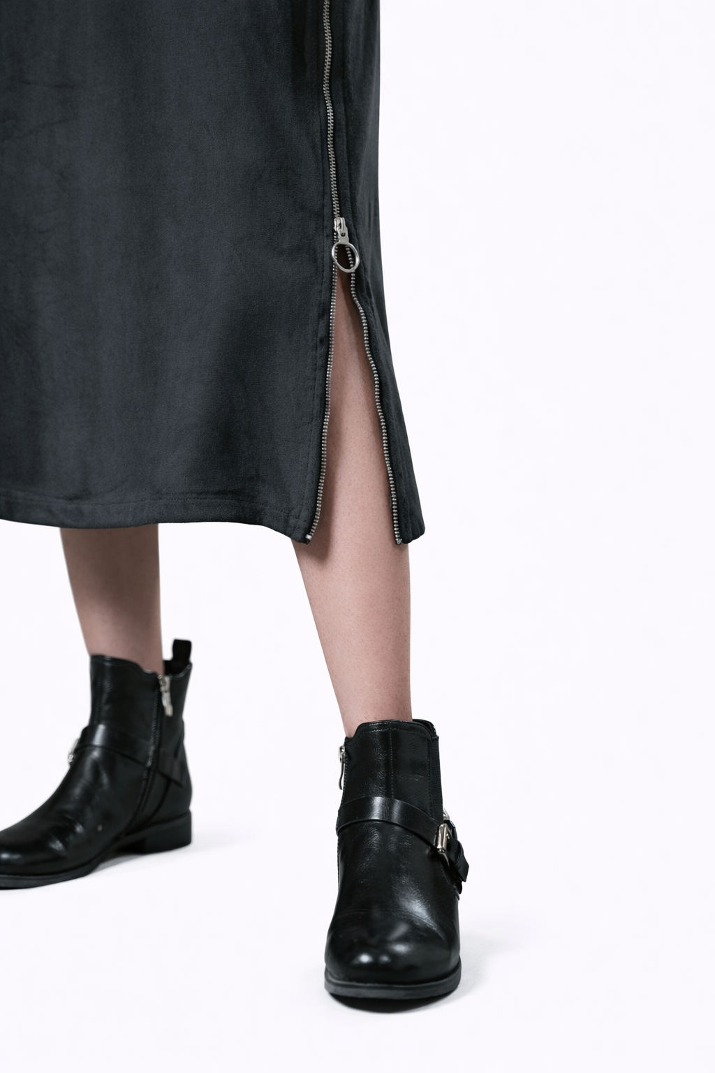 Black Velvet Dress – Loose Fit – Women